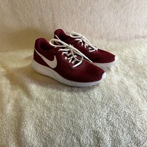 Nike Maroon & White Womens Sneakers Size 7.5